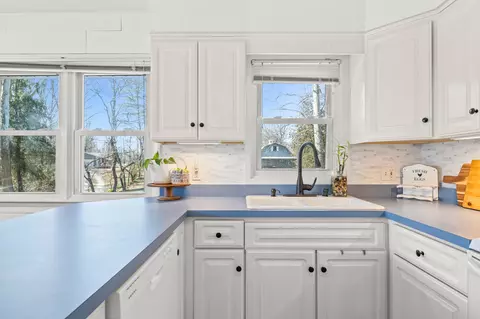 Kitchen - 4231 S 600 E, Waldron, IN 46182 photo 6 of 10