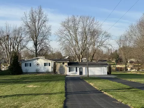 1379 NE Santee Dr, Greensburg, IN 47240