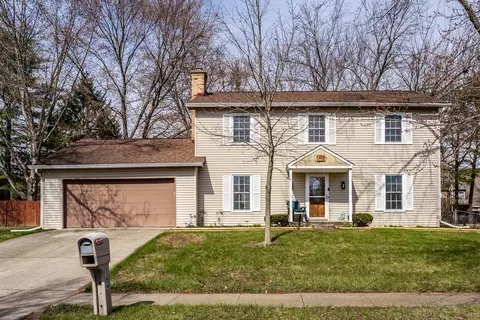 1314 Selkirk Ln, Indianapolis, IN 46260