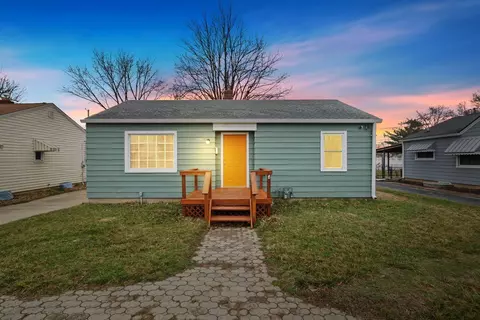 1950 Macarthur Ln, Indianapolis, IN 46224