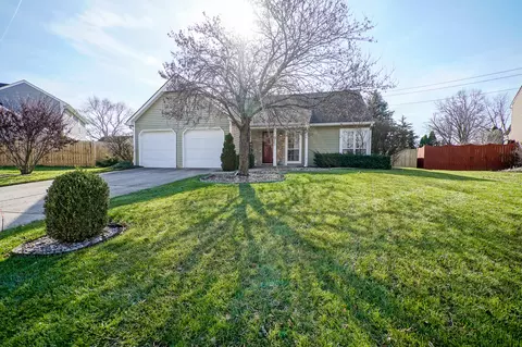 6923 Hardwood Dr, Indianapolis, IN 46250