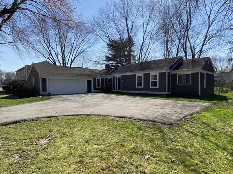 4423 E 116th St, Carmel, IN 46033