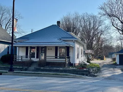 818 S Washington St, Crawfordsville, IN 47933