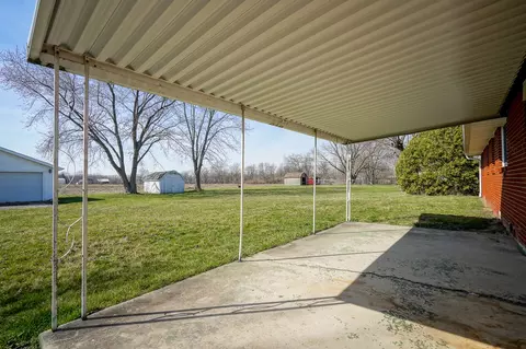 Exterior - 8091 S 100 E, Pendleton, IN 46064 photo 4 of 9