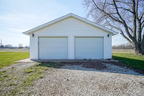 Exterior - 8091 S 100 E, Pendleton, IN 46064 photo 8 of 9