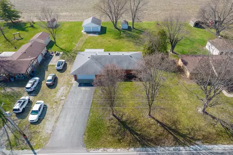 View/Area - 8091 S 100 E, Pendleton, IN 46064 photo 1 of 7