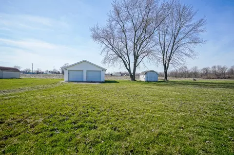 Exterior - 8091 S 100 E, Pendleton, IN 46064 photo 5 of 9