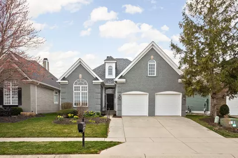 4621 Crystal Lake Ln, Indianapolis, IN 46240