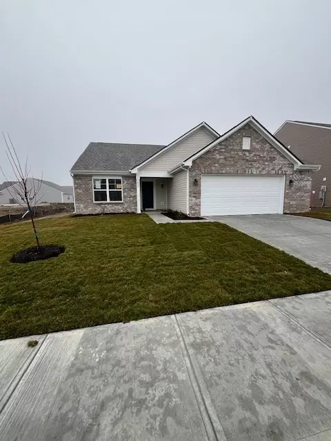 1498 Pine Bark Ln, Sheridan, IN 46069
