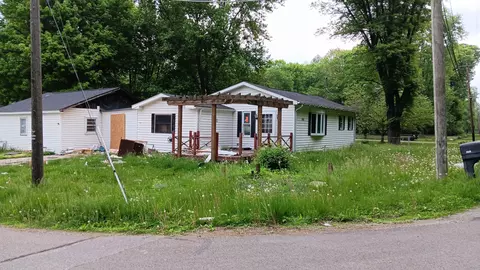 406 E 500 S, Anderson, IN 46013