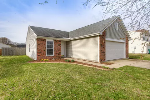 6591 Pasco Ln, Plainfield, IN 46168 photo 2
