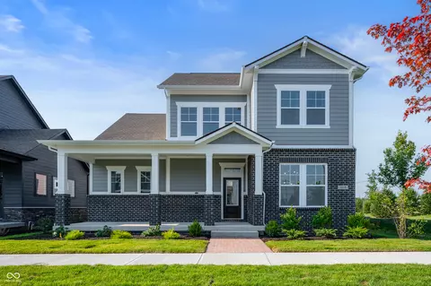 1215 Amberley Dr, Westfield, IN 46074