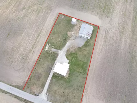 645 S 900 W, Kempton, IN 46049