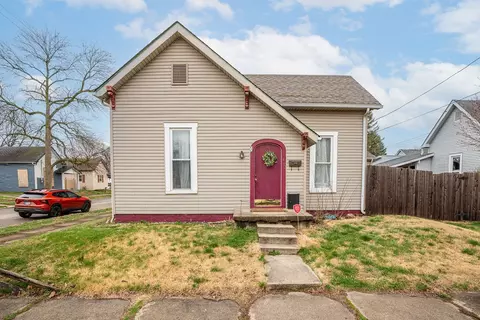 402 Shelby St, Shelbyville, IN 46176
