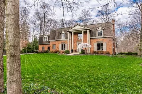 570 W 92nd St, Indianapolis, IN 46260