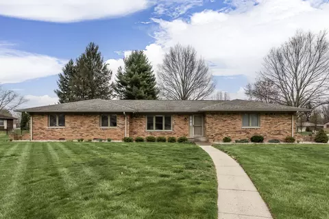 547 Lazy Ln, Greenwood, IN 46142