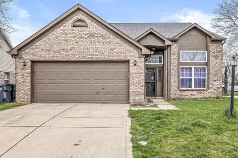 452 Stokley Blvd, Greenwood, IN 46143