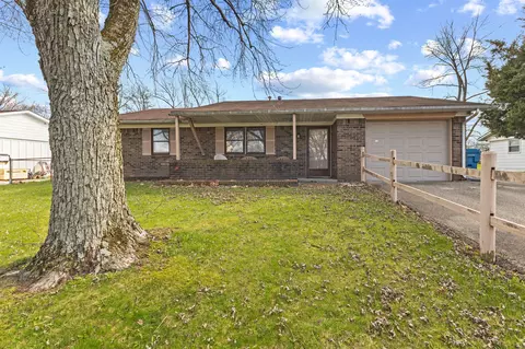 9837 E Stardust Dr, Indianapolis, IN 46229