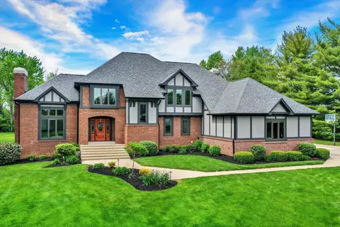10730 Torrey Pines Cir, Carmel, IN 46032