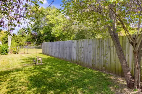 Exterior - 2736 Streamside Dr, Columbus, IN 47203 photo 11 of 13