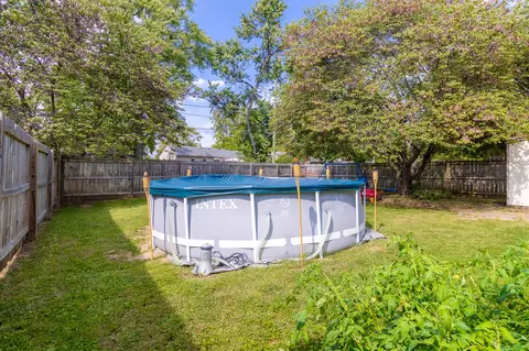 View/Area - 2736 Streamside Dr, Columbus, IN 47203 photo 1 of 1