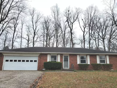 440 S Mark Dr, North Vernon, IN 47265