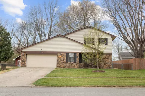 4540 S Lynhurst Dr, Indianapolis, IN 46221