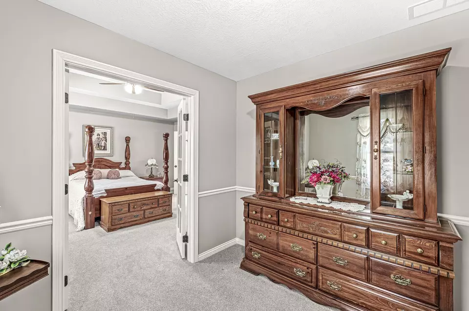  1498 Pondview Dr, Carmel, IN 46032 photo 41