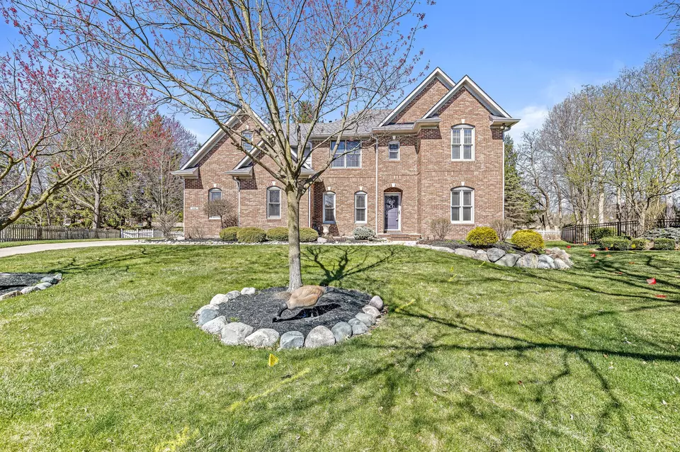  1498 Pondview Dr, Carmel, IN 46032 photo 54