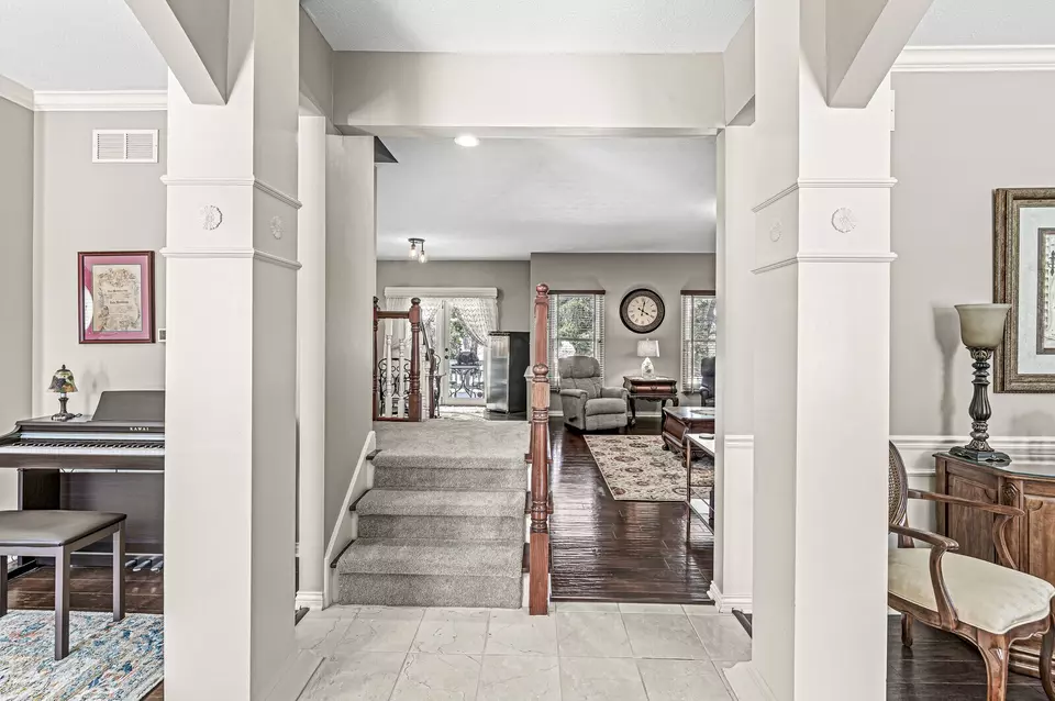  1498 Pondview Dr, Carmel, IN 46032 photo 11