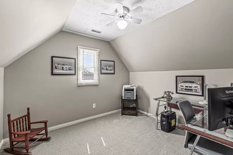  1498 Pondview Dr, Carmel, IN 46032 photo 30