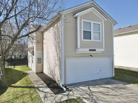1314 Kenwood Dr, Greenwood, IN 46143
