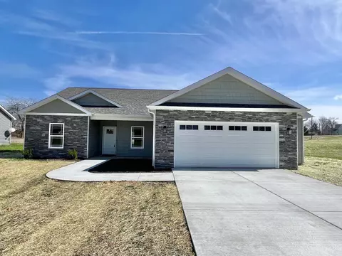 303 N Filmore Ave, Fowler, IN 47944