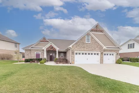 1090 Summerwood Blvd, Greenfield, IN 46140
