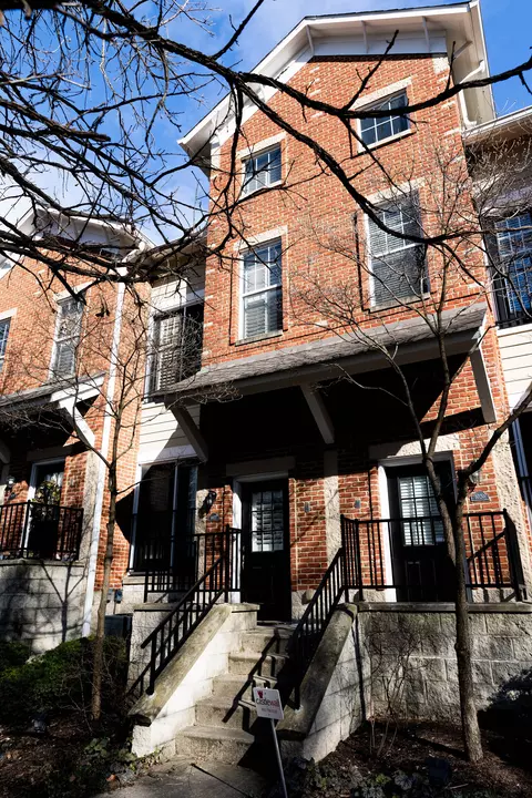 1022 Reserve Way, Indianapolis, IN 46220