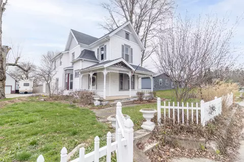 201 N 1st St, Lewisville, IN 47352