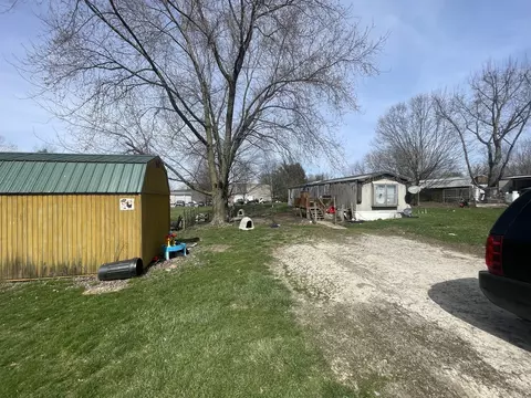 23050 State Road 37 N #32, Noblesville, IN 46060