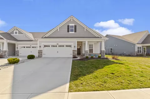 4275 Red Barn Dr, Whitestown, IN 46075