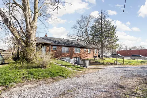 4940 E 16th St, Indianapolis, IN 46201 photo 2