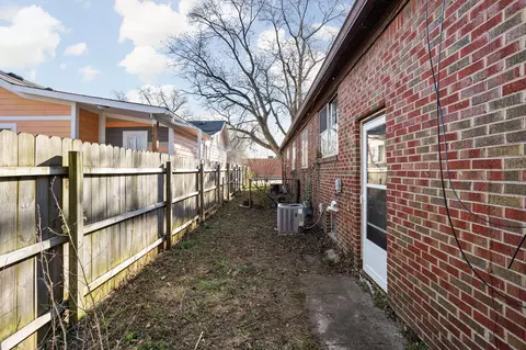 4940 E 16th St, Indianapolis, IN 46201 photo 27