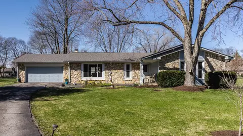 3215 Dogwood Ln, Carmel, IN 46032
