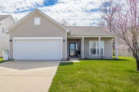 803 Jack Pine Dr, Whiteland, IN 46184