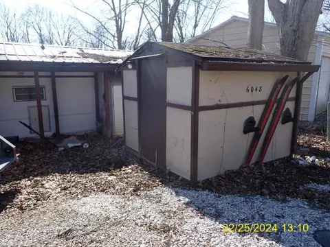 6048 Van Bibber Lk, Greencastle, IN 46135