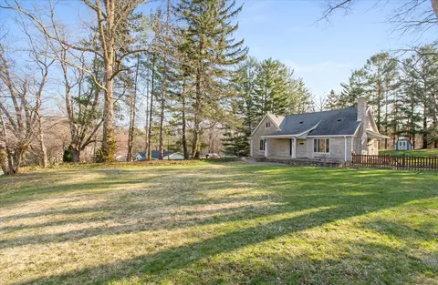 195 High St, Danville, IN 46122