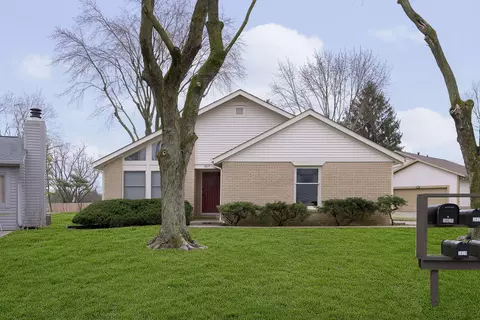 2829 Saddle Barn Dr #ED, Indianapolis, IN 46214