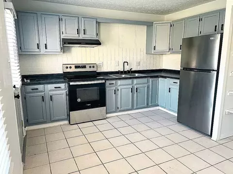 4425 Kenyon Ave, Indianapolis, IN 46226
