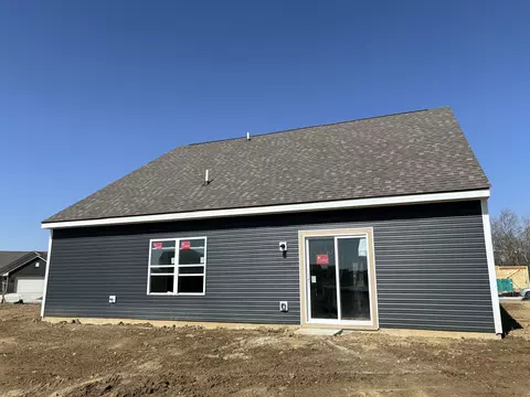 6939 Blackthorne Dr, Pendleton, IN 46064 photo 2