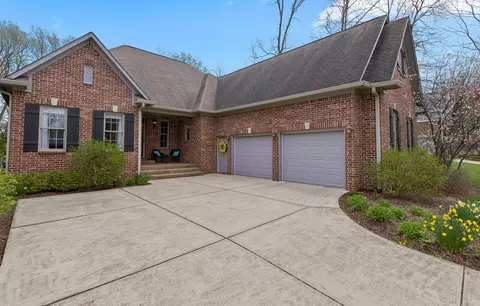 14235 Laura Vista Dr, Carmel, IN 46033