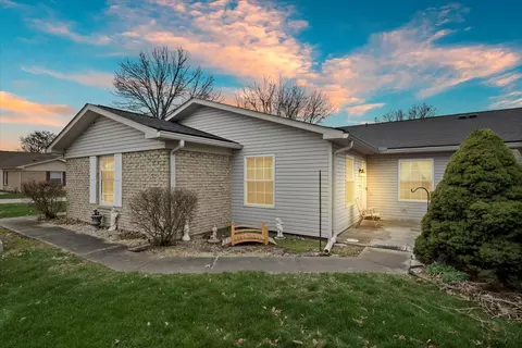 4327 Sussex Dr, Anderson, IN 46013