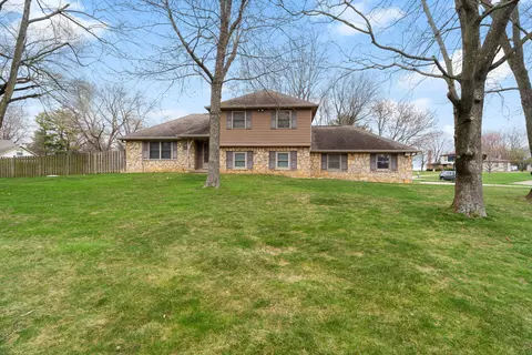 8836 Saville Rd, Noblesville, IN 46060
